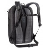 Mochila casual Deuter Giga, negra, poliéster