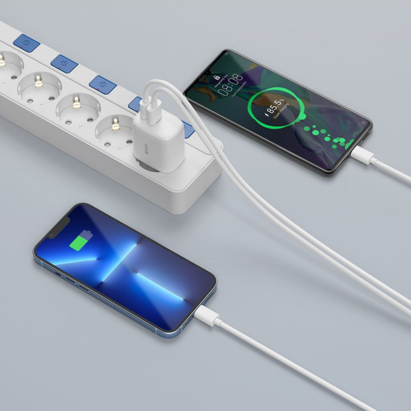 Cargador de pared Tech-Protect C20W de 2 puertos, USB-C PD 20W y USB-A QC 3.0, blanco