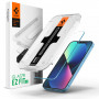 Spigen GLAS.tR EZ Fit vidrio templado para Apple iPhone 13 / 13 Pro / 14 / 16e / 17e, transparente