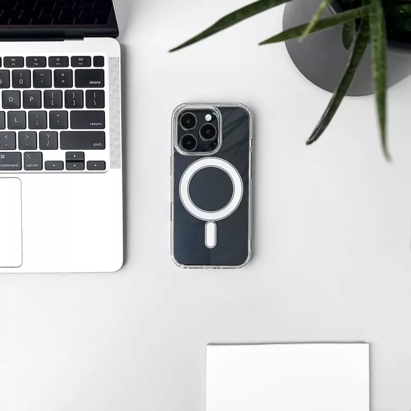 Funda transparente con esquinas reforzadas compatible con MagSafe Hurtel para iPhone Air, transparente
