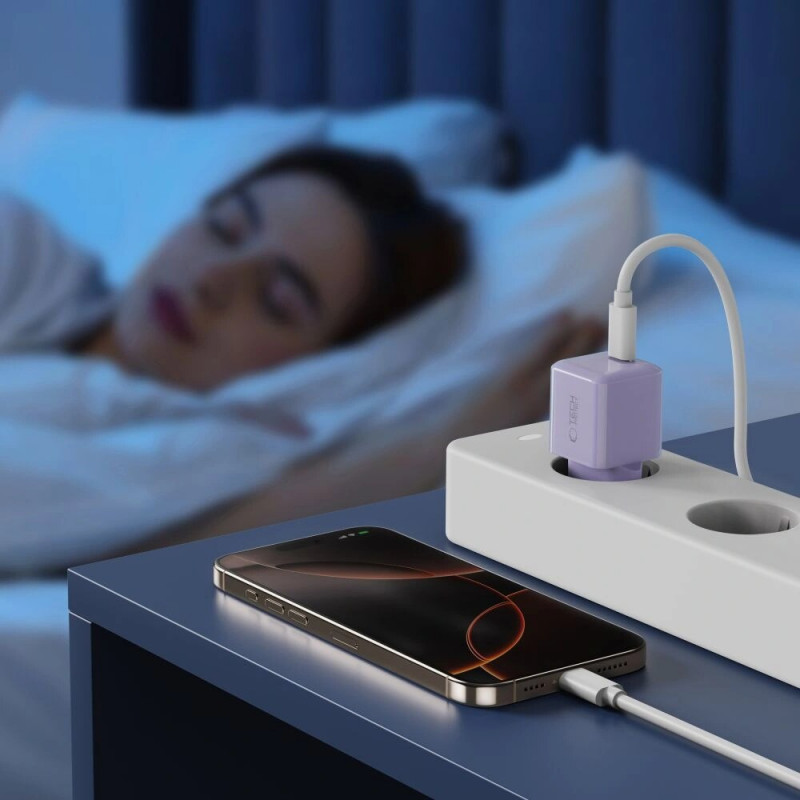 Cargador de pared Tech-Protect NCM25 USB-C PD 25W, lila claro