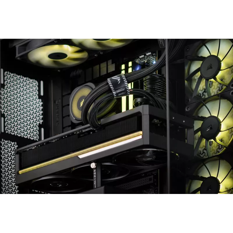 Actina PC AMD Ryzen 7 9800X3D 32 GB DDR5-SDRAM 2 TB SSD AMD Radeon RX 9070 XT Midi Tower negro
