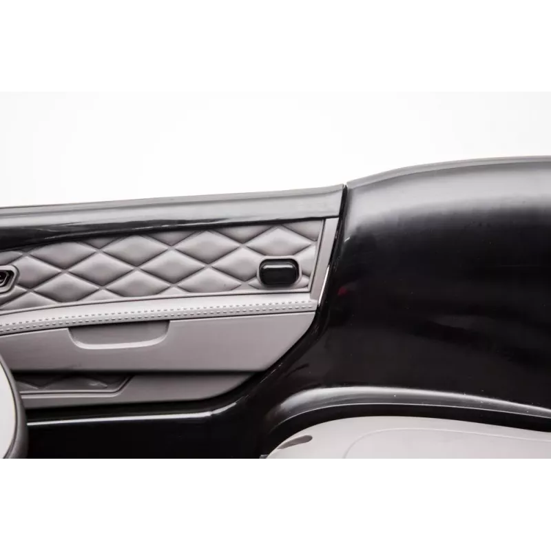 Coche a batería Bentley Mulsanne negro 10546 Lean Toys