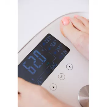 Beautifly SlimSense masajeador anticelulitis multifunción con EMS, RF, cavitación, LED de luz roja