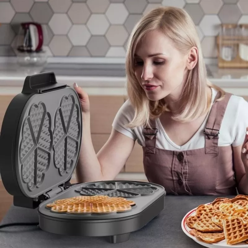 BLACK+DECKER BXFC3200E Gofrera belga 1400 W – Antiadherente, termostato ajustable, Acero inoxidable