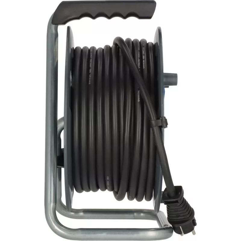 Brennenstuhl alargador enrollable 30m IP44 H07RN-F 3G2.5 con 3 tomas tipo E, protección térmica, cable azul, tambor negro