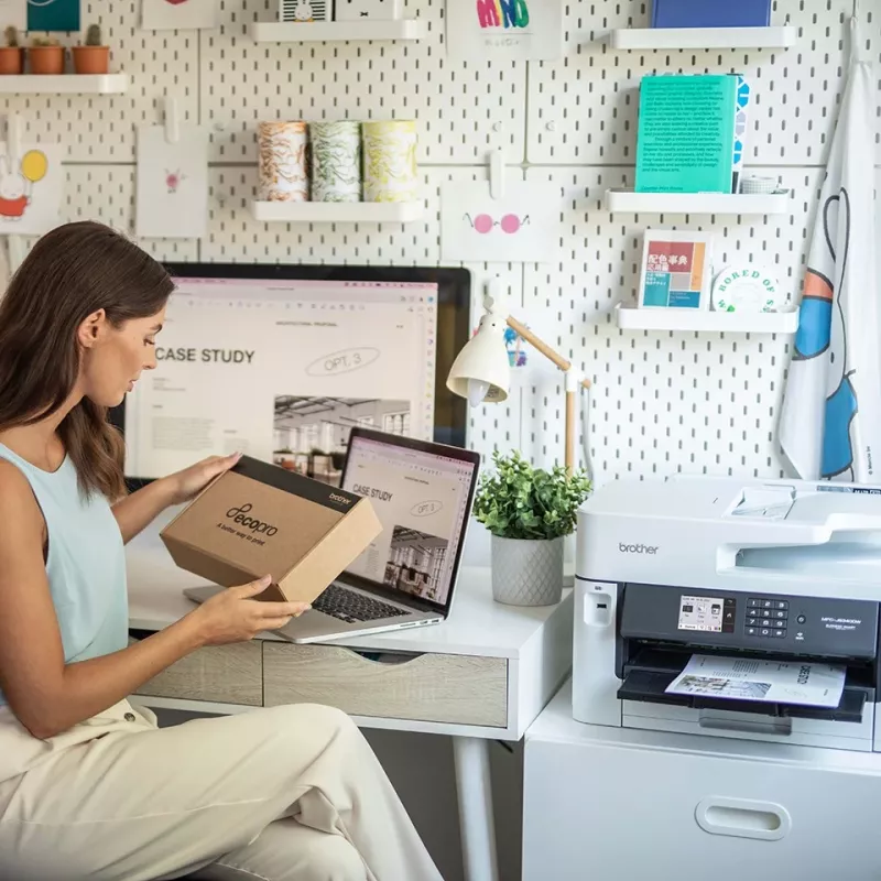 Impresora láser color 3 en 1 Brother MFC-L3520CDWE EcoPro Ready