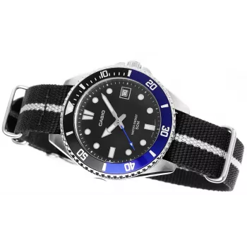 Casio MDV-10C-1A2VEF Reloj de buceo para hombre Negro acero inoxidable resina