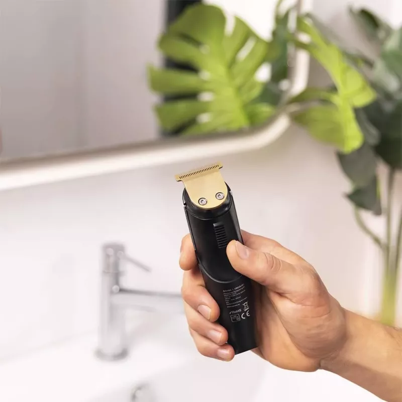 Cecotec PrecisionCare Pro Recortadora inalámbrica en húmedo y en seco 5 en 1, 13 niveles de longitud, Negro/Plata