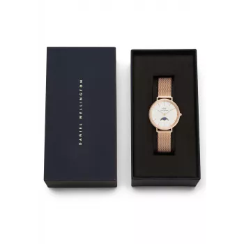 Reloj DANIEL WELLINGTON Petite Lumine 32mm plata con esfera de nácar y correa de malla plateada DW00100773