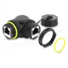 Delock Acoplador RJ45 Cat.6 conector hembra a conector hembra con rosca M23 x 1,5 mm y tapa protectora, 90° en ángulo, IP68, Negro