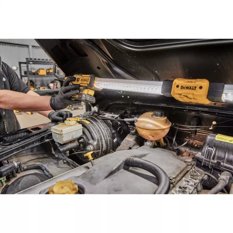 DEWALT DCL045 18V XR lámpara de trabajo LED con batería (herramienta sin batería)