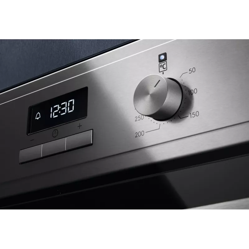 Electrolux EOF3H70X horno eléctrico empotrable individual, 72L, energía A+, acero inoxidable