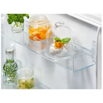 Electrolux LNA7NE18S Frigorífico-congelador integrado - 253L de capacidad total, Low Frost, clase de eficiencia energética E