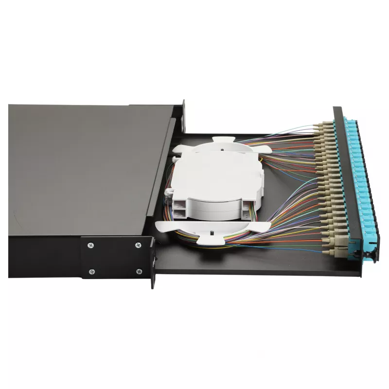 EQUIP caja de empalme de fibra óptica de 24 puertos, LC dúplex, OM3, 1U, equipada, negro