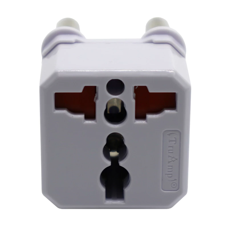 GIZZU GUTASA adaptador de viaje universal con USB-C PD de 17W y doble USB-A