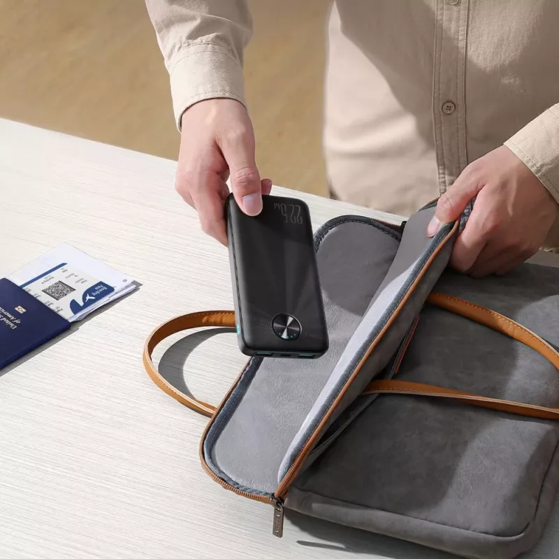 Joyroom JR-PBF15 Batería externa 10000mAh USB-C USB-A 22.5W negra