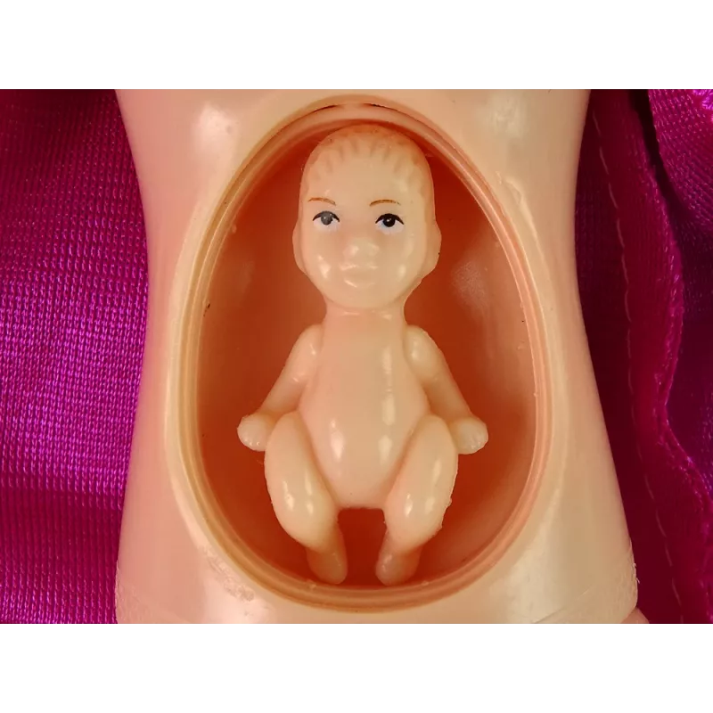 LEAN TOYS Muñeca Bebé Embarazada con Pelo Largo y Accesorios