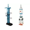 LEAN TOYS Misión espacial de juguete Plataforma de lanzamiento de cohete y astronautas 15 elementos