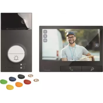 LEGRAND Bticino Flex'ONE Kit de videoportero con placa de calle LINEA 3000 y monitor interior CLASSE 300X, 1 pulsador, negro 363943