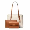 Michael Kors Set de Bolsos de Piel Saffiano para Mujer – Tote y Pouch (Vanilla) – Modelo 35F3GCFT9TVAN