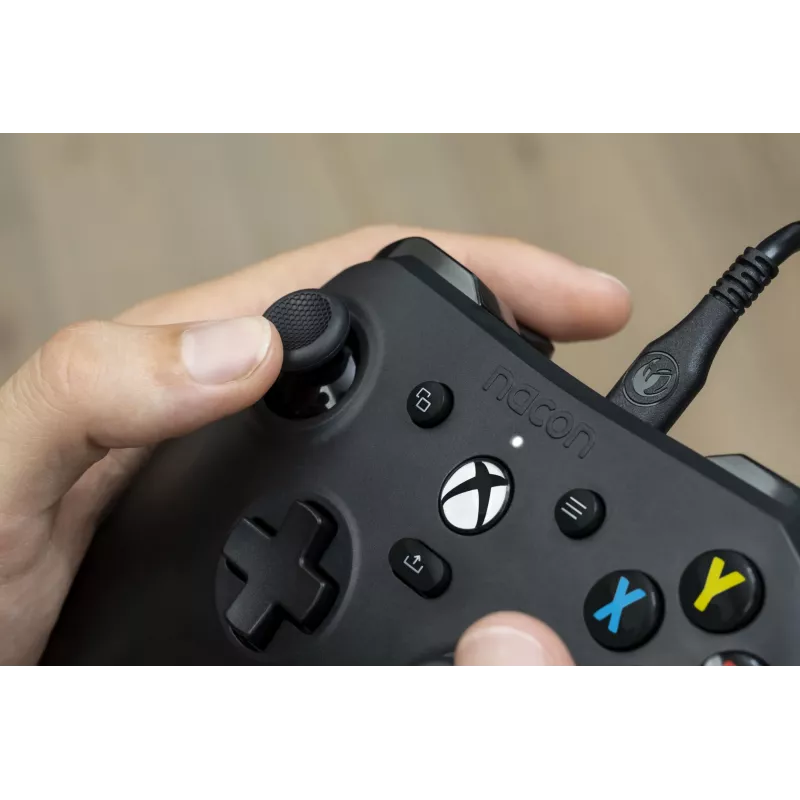 NACON XBXEVOL-X Mando con cable Xbox Series