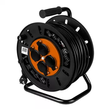 Alargador con enrollacables NEO TOOLS 30 m 3x2.5mm2