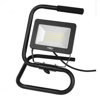 NEO TOOLS 99-063 Foco de trabajo LED COB 20W a batería 1800lm IP65 con powerbank