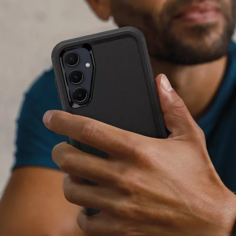 OtterBox Defender Series Tapa trasera para Samsung Galaxy S20 FE – negro 77-95431