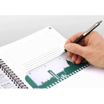Oxford Essentials Cuaderno - cuadriculado - negro - A4+ - 70 hojas - 90 g/m²