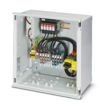 Phoenix Contact SOL-SC-2ST-0-DC-2MPPT-1300FS Caja combinadora fotovoltaica con doble MPPT, 1000V DC, interruptores de protección contra incendios, IP65
