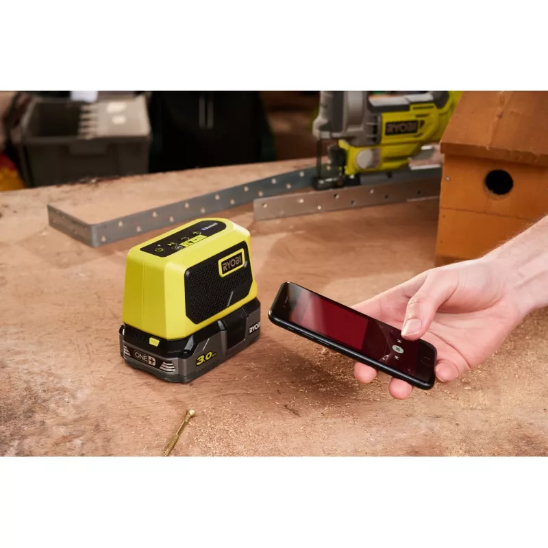 RYOBI ONE+ 18V Altavoz mini Bluetooth (verde/negro, solo herramienta)