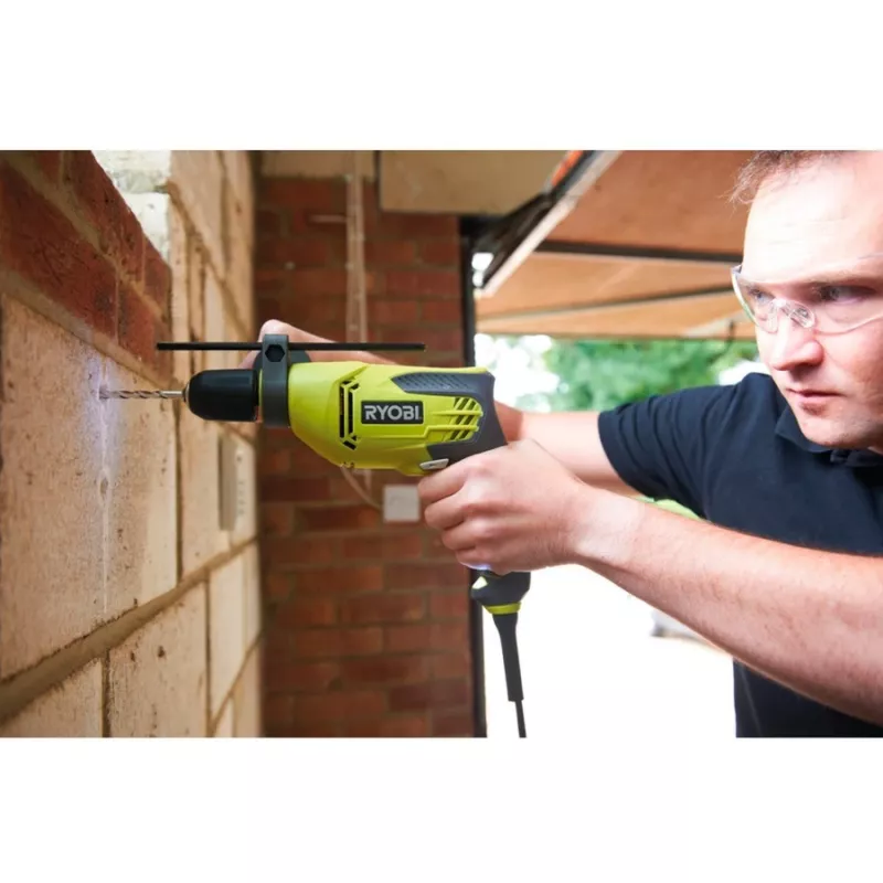 Ryobi RPD680-K Taladro percutor con portabrocas de llave 680W 230V