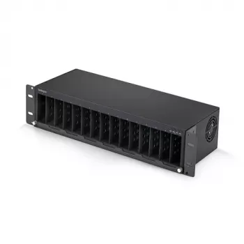 StarTech.com chasis multimedia de 15 ranuras con almacenamiento SATA RAID de 4 bahías, USB 3.0, conforme a TAA