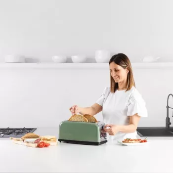 Tostadora Taurus Vintage en verde oliva, 1500 W, 2 ranuras largas, 7 niveles de tostado, descongelar, calentar, acero inoxidable