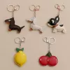 TFO Cadena universal para móvil con motivo de perro salchicha, marrón, 150 cm, banda cruzada ajustable con parche de anclaje