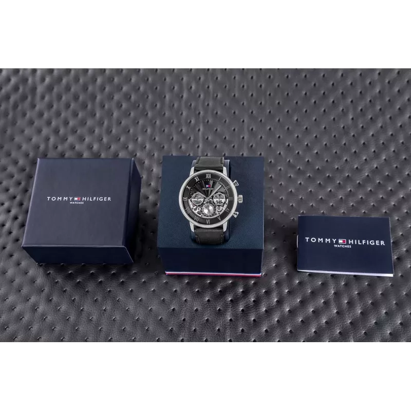 Tommy Hilfiger Reloj de hombre Damon cuarzo acero inoxidable 40mm esfera azul 1710565